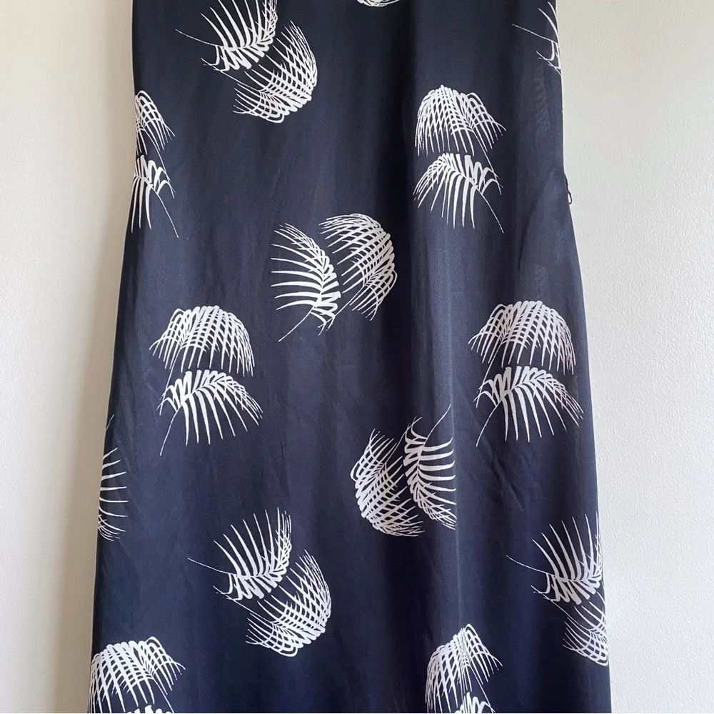 Vintage Pleskin Black White Leaf Print Dress - Picture 16 of 17